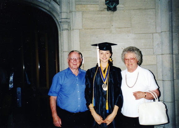 2000 Dana s UT graduation367