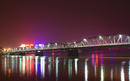 Truong Tien Bridge