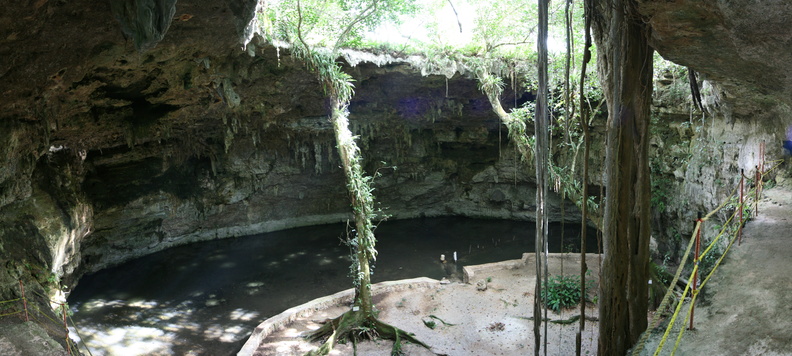 Cenote Suytun