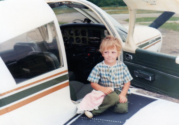 1979 Joe with Bob s plane295