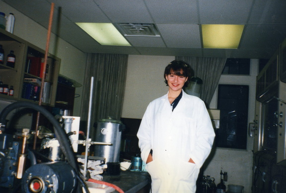 1996 Dana in lab309