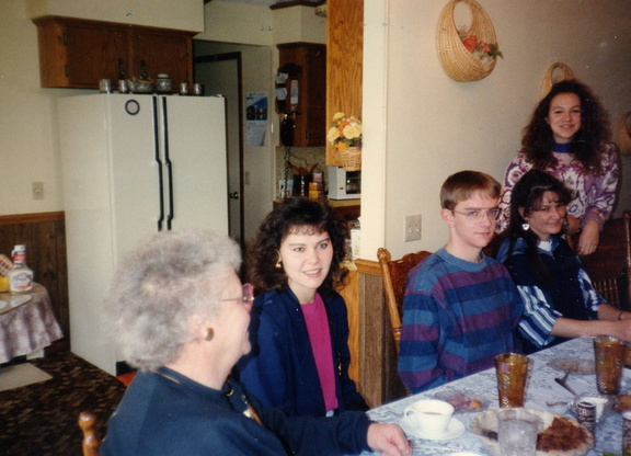 1993 Thanksgiving at Gramma  amp  Wayne s426